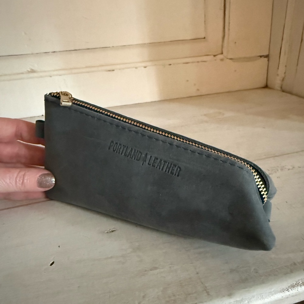 Portland Leather Goods Alpine in Storm Gray